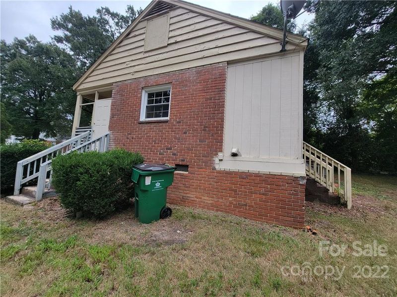 511 W Cama St, Charlotte, NC 28217