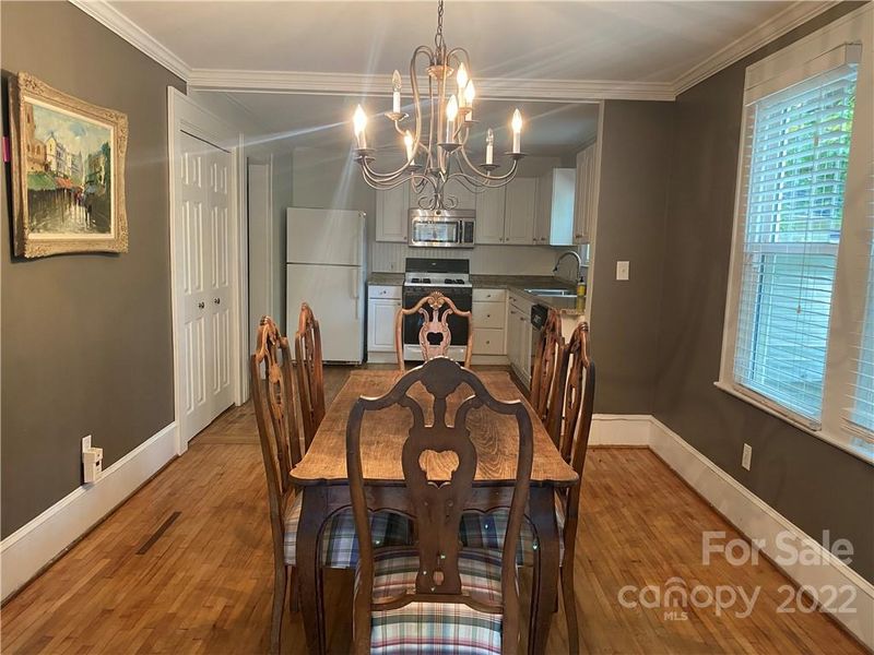 2100 Brandon Cir, Charlotte, NC 28211