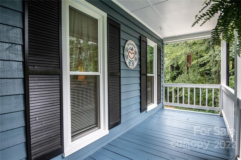 2941 9th Street Pl NE, Hickory, NC 28601