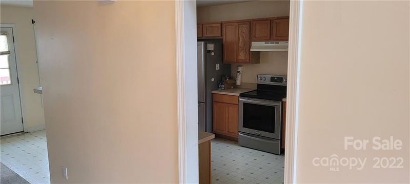 2056 Samantha Dr, Kannapolis, NC 28083
