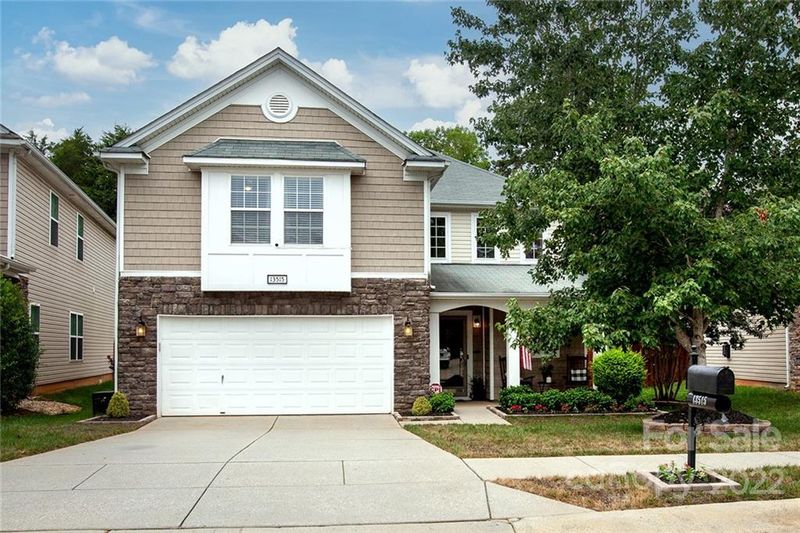 13515 Pontchatrain Ave, Charlotte, NC 28273