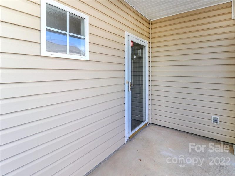 103 Ross Moore Ave, Charlotte, NC 28205