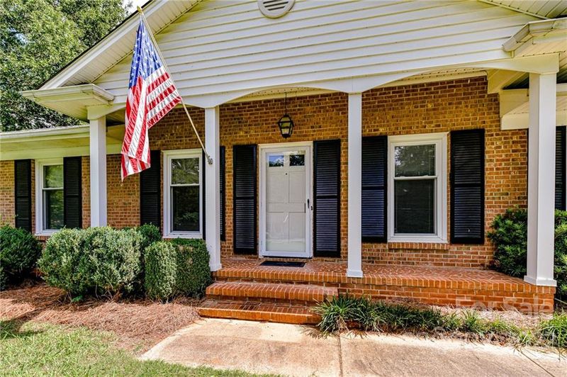 2843 Williams Rd, Matthews, NC 28105