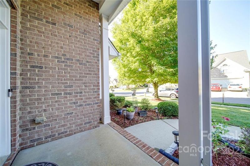 14732 Provence Ln, Charlotte, NC 28277