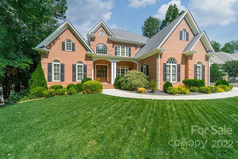 201 Bay Shore Loop, Mooresville, NC 28117