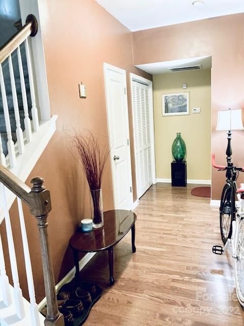 14143 Winford Ln, Charlotte, NC 28262