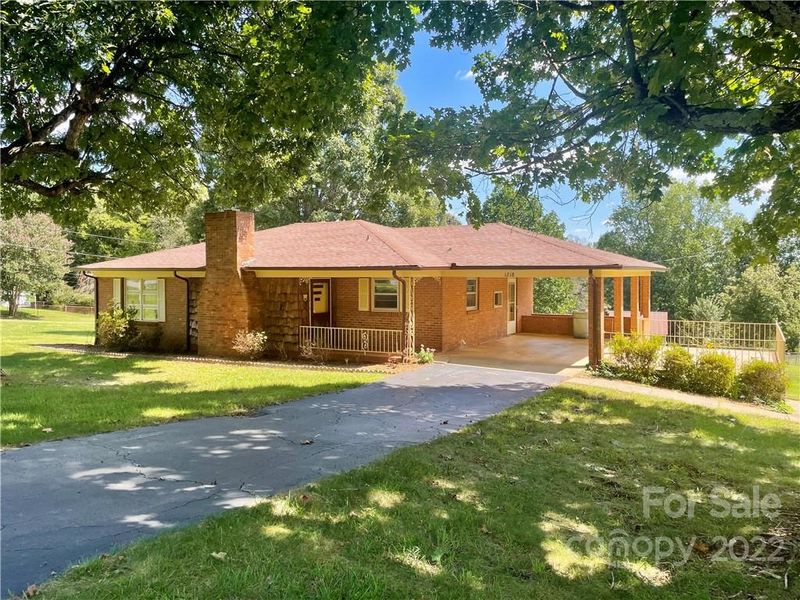 1218 Caleb Setzer Rd, Newton, NC 28658