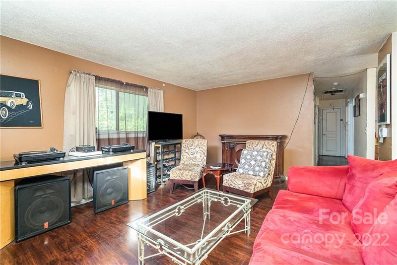 1403 N Davidson St, Charlotte, NC 28206