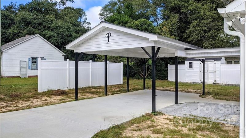 302 W Church St, Kershaw, SC 29067