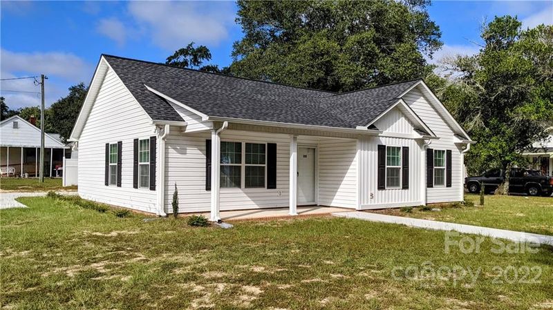 302 W Church St, Kershaw, SC 29067