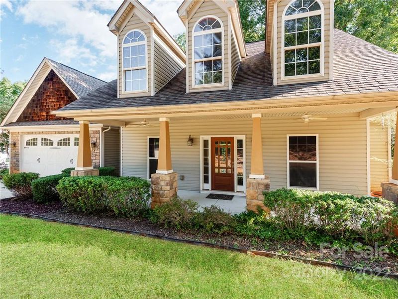 2668 Gradys Ground Dr, Mcconnells, SC 29726