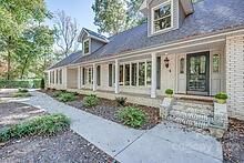 129 Royal Oaks Ln, Gastonia, NC 28056