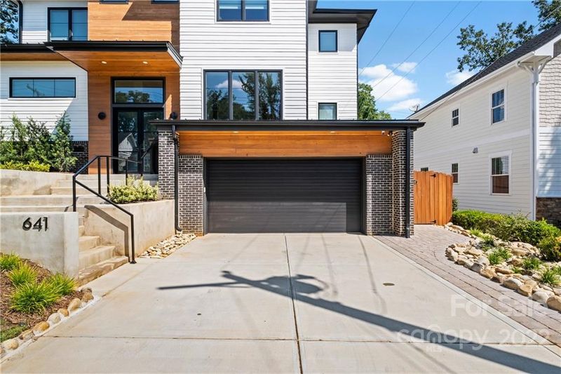 641 Ideal Way, Charlotte, NC 28203