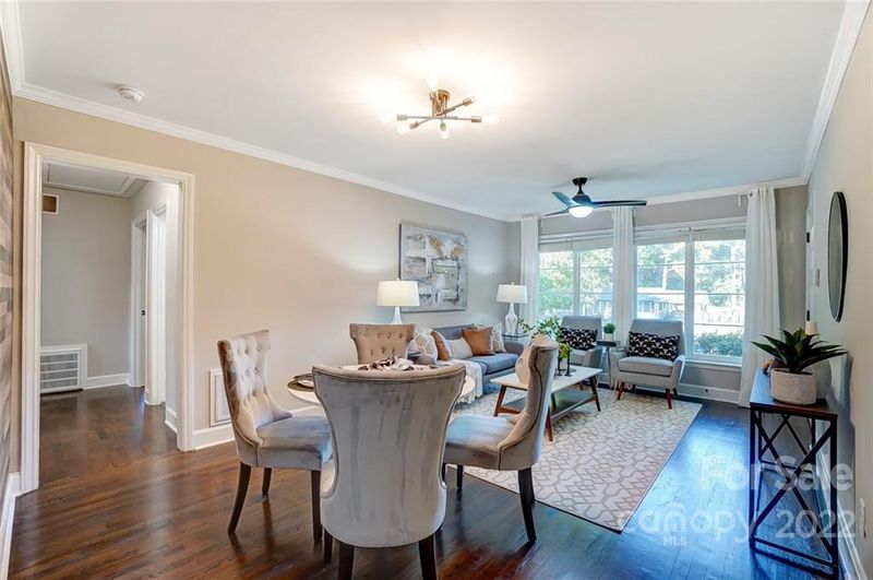 520 Hawthorne Ln, Gastonia, NC 28054