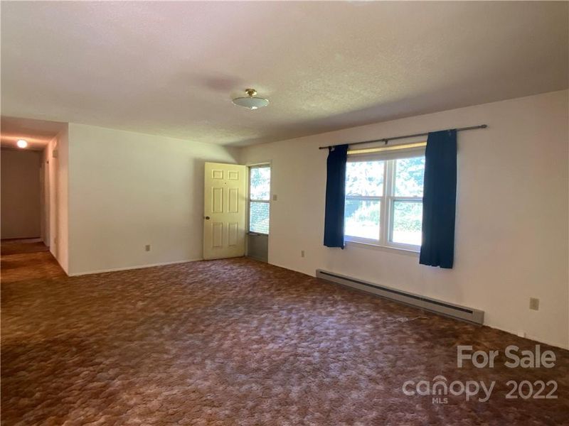 2372 24th Street Dr NE, Hickory, NC 28601