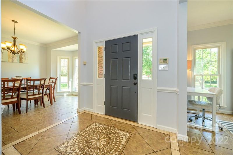 2708 Lamplighter Dr, Kannapolis, NC 28081