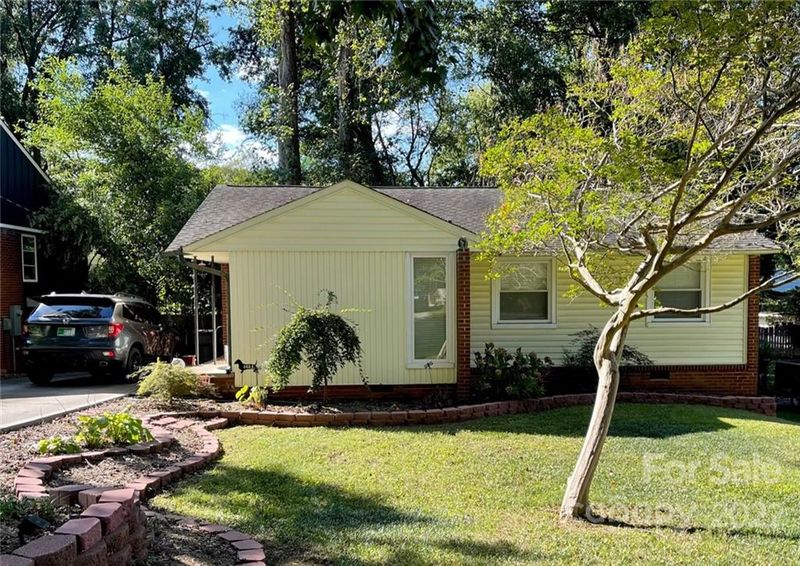4614 Murrayhill Rd, Charlotte, NC 28209