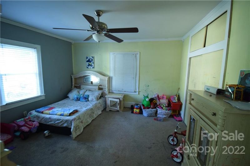505 N Apple St, Gastonia, NC 28054