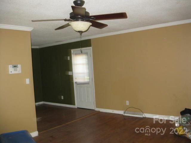 1017 Newcastle Rd, Gastonia, NC 28052