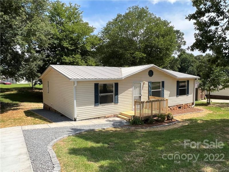 4380 Deal Rd, Claremont, NC 28610