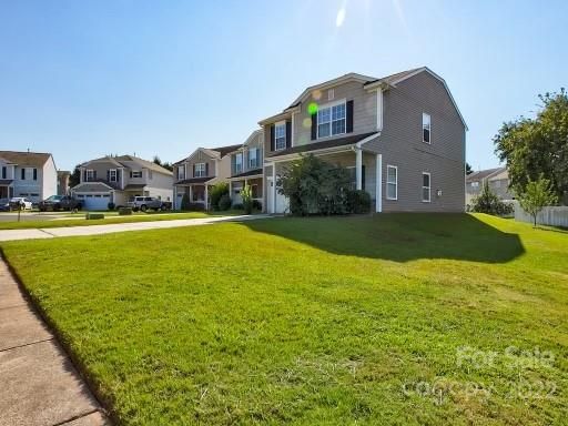918 Willow Wind Dr, Gastonia, NC 28054