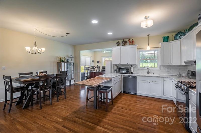 2740 Judea Dr, Conover, NC 28613
