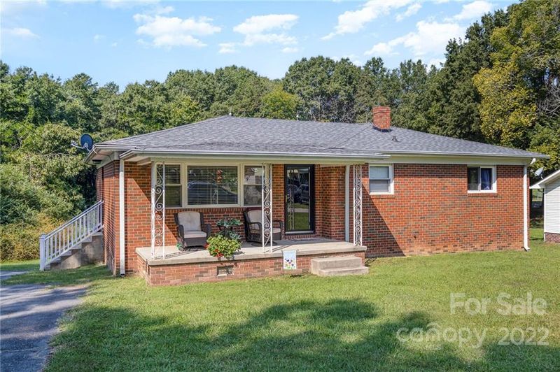 1003 Mcknight St, Kannapolis, NC 28081
