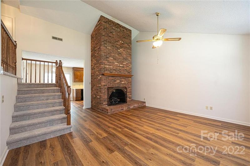 616 6th Street Cir, Conover, NC 28613