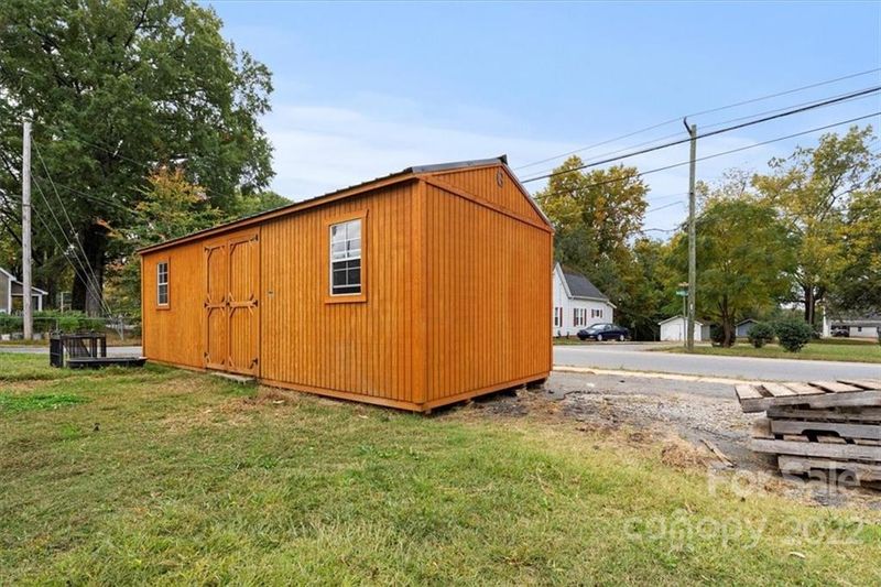 255 Brookwood Ave NW, Concord, NC 28025