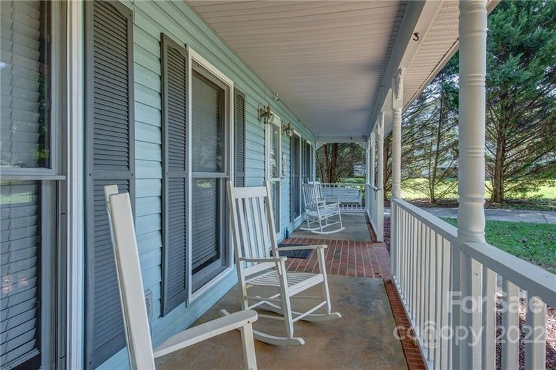 112 Louisbourg Ct, Gastonia, NC 28056
