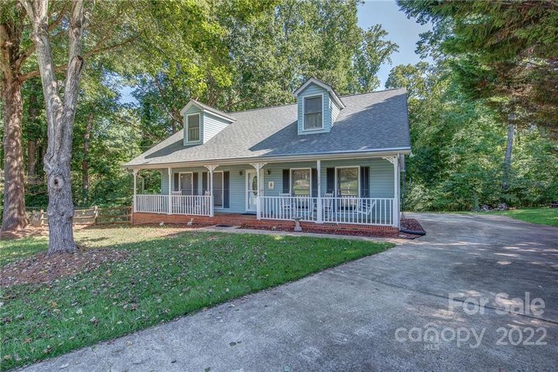 112 Louisbourg Ct, Gastonia, NC 28056