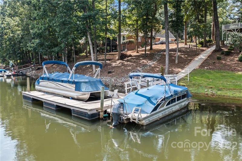 151 Ridge Top Rd, Mooresville, NC 28117