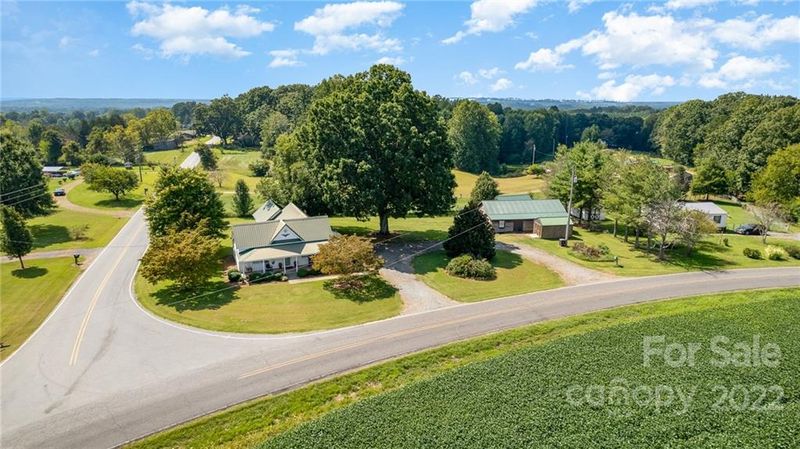 162 Turkey Foot Rd, Harmony, NC 28634