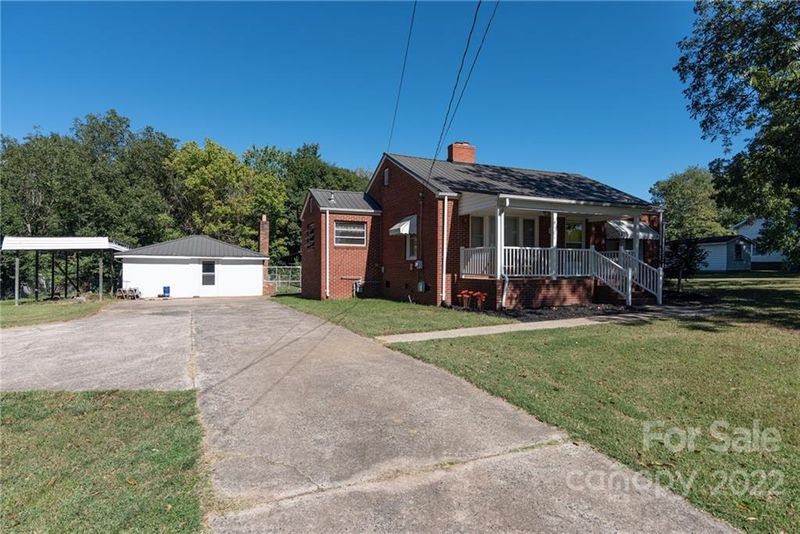 504 Delview Rd, Cherryville, NC 28021