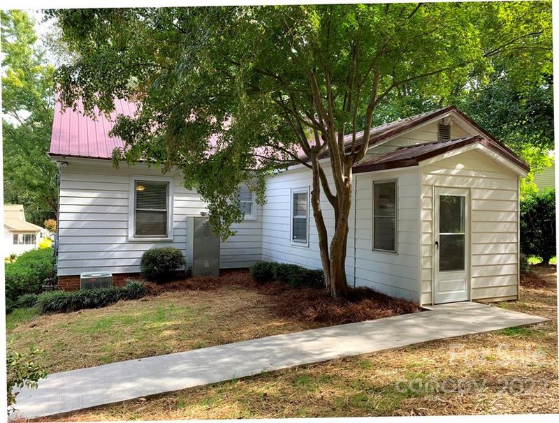741 Brooklyn Ave, Lancaster, SC 29720