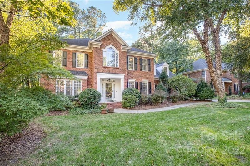 4609 Fairvista Dr, Charlotte, NC 28269