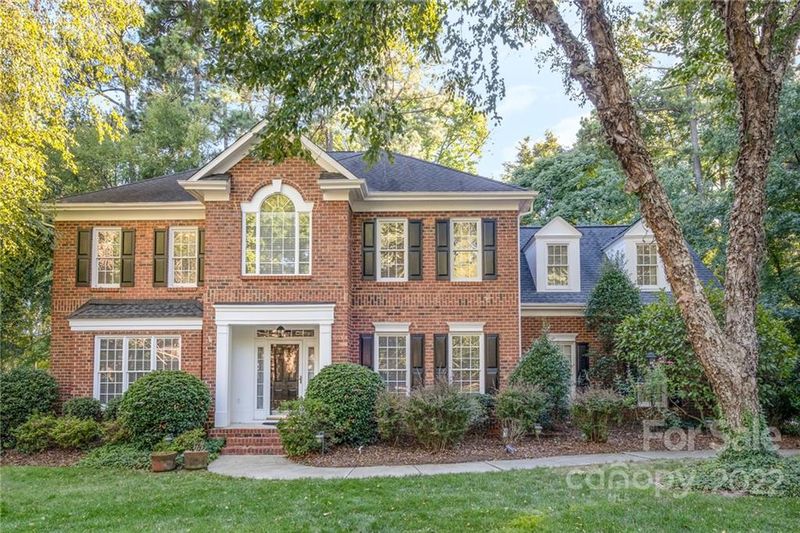 4609 Fairvista Dr, Charlotte, NC 28269