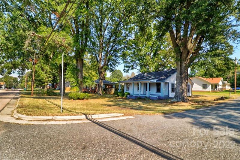 2207 S Main St, Kannapolis, NC 28081