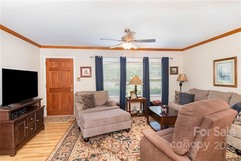 104 Helena St, Mount Holly, NC 28120