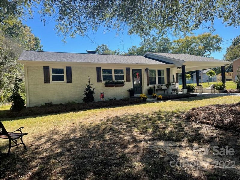 118 Lakeview Rd, Cherryville, NC 28021