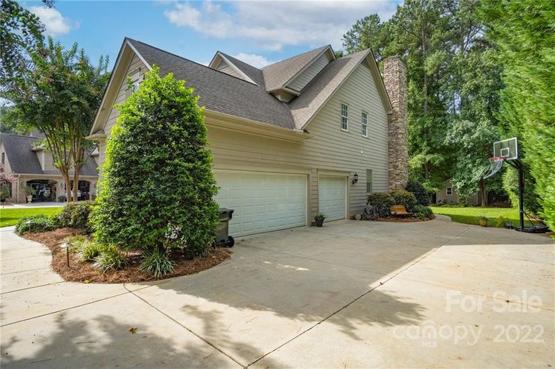 7686 Bermuda Hills Ln, Denver, NC 28037
