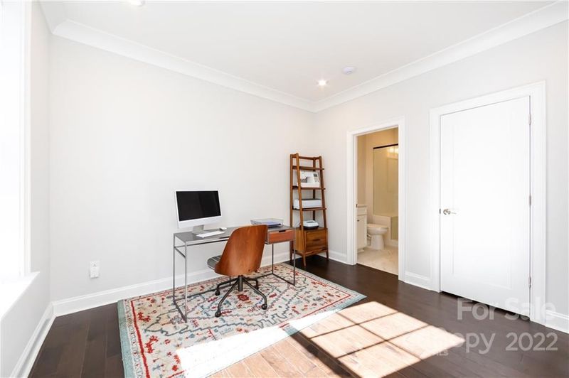 2531 Deacon Ave, Charlotte, NC 28204