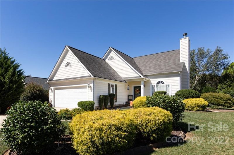 13800 Queenswater Ln, Charlotte, NC 28273