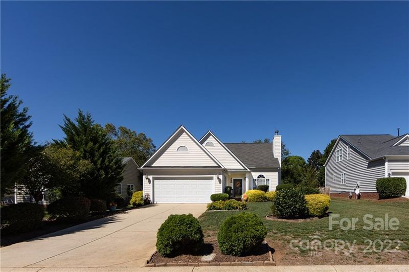 13800 Queenswater Ln, Charlotte, NC 28273