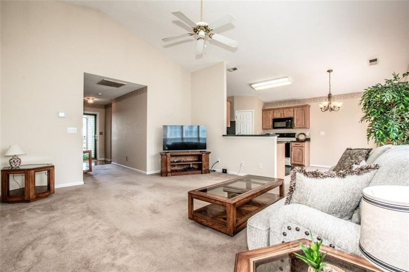 111 Markham Dr, Mooresville, NC 28115