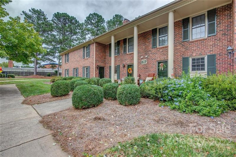 809 Jamestown Dr #3, Gastonia, NC 28056