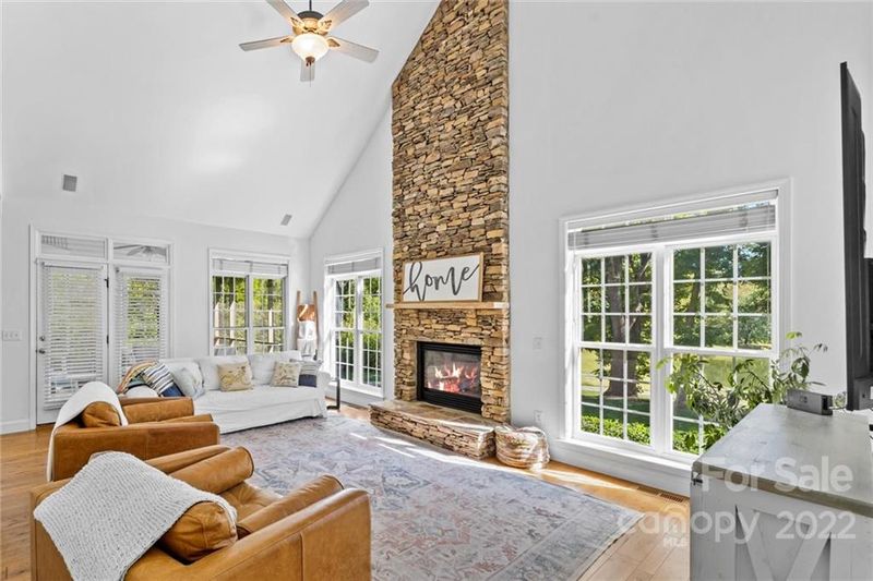 7277 Willow Brook Ct, Denver, NC 28037