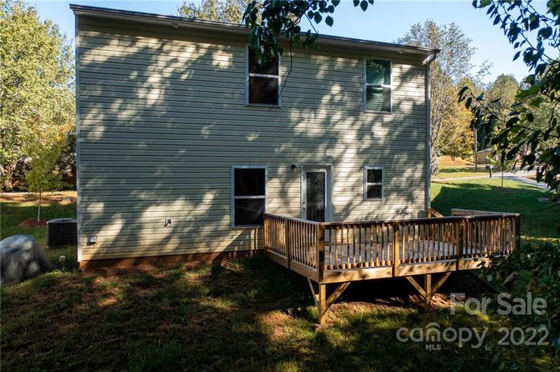1142 Mcree Heights Cir, Newton, NC 28658