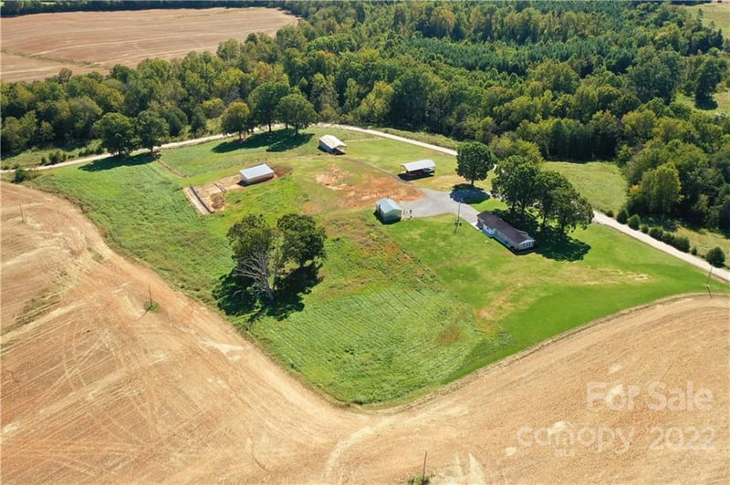 147 Stack Rd, Olin, NC 28660