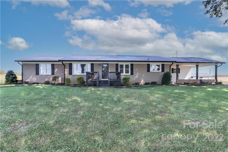 147 Stack Rd, Olin, NC 28660